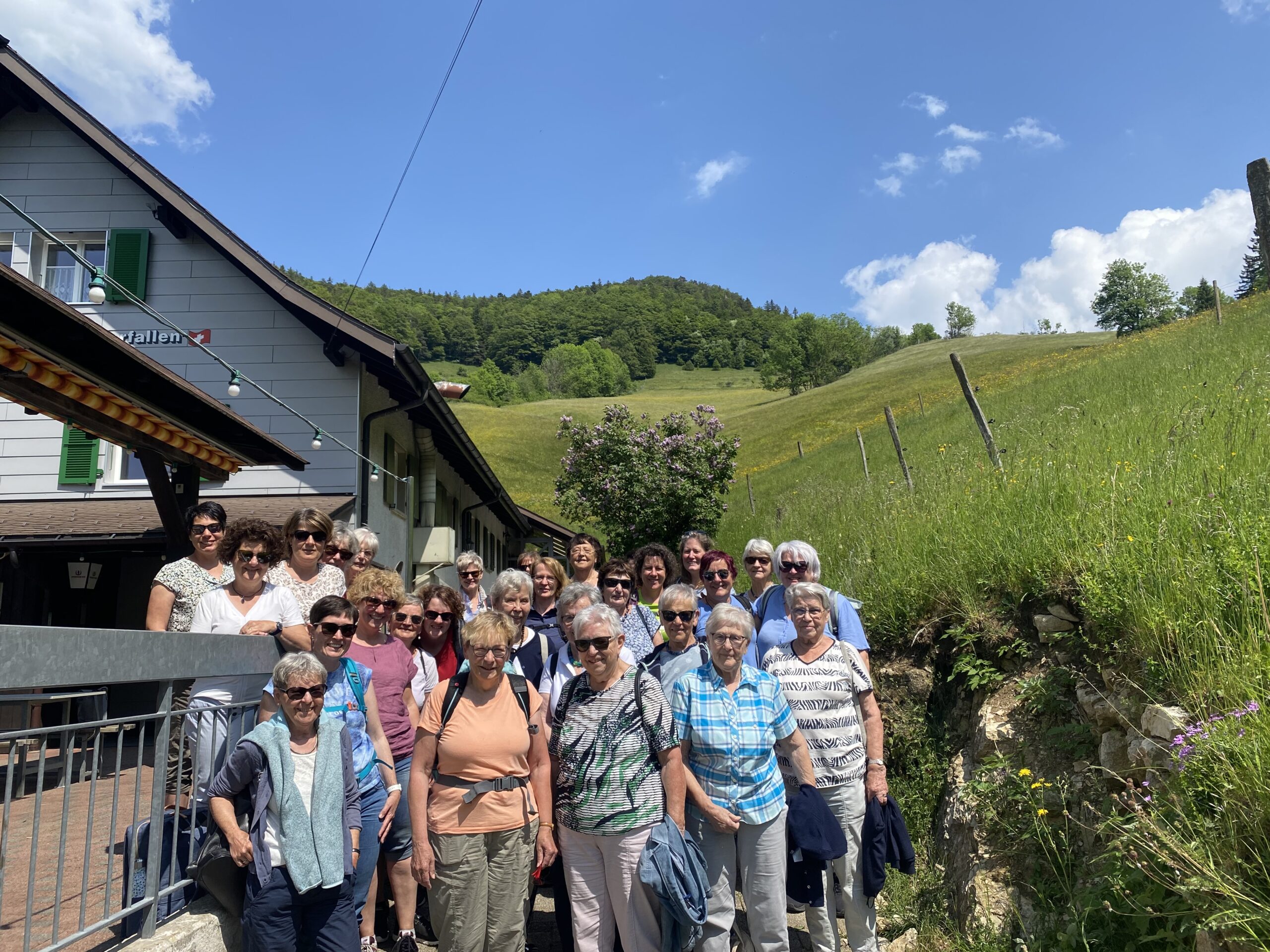 Landfrauenreise nach Welschenrohr und Wasserfallen